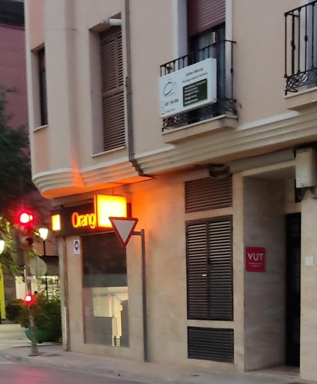 Luz De La Avenida Apartment Tomelloso Exterior photo